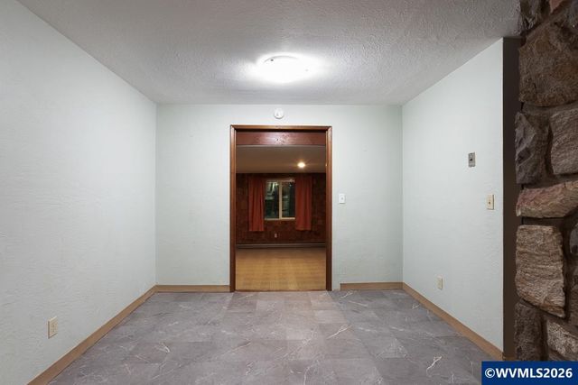 3158 19th Pl NW, Salem, OR 97304