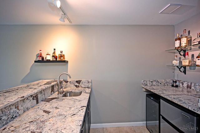7398 Red Oak Court, Mason, OH 45040