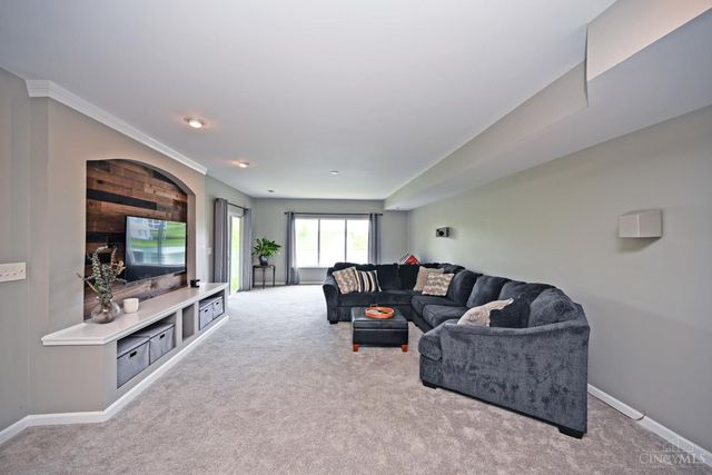 7398 Red Oak Court, Mason, OH 45040