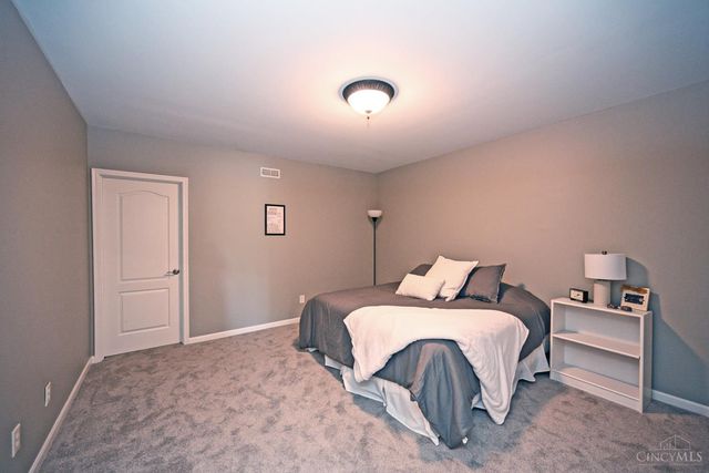 7398 Red Oak Court, Mason, OH 45040