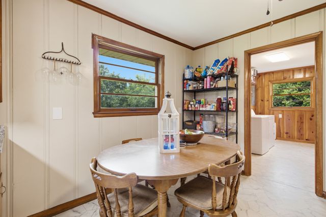 1133 Summertown Hwy, Hohenwald, TN 38462