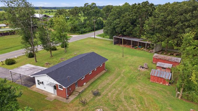 1133 Summertown Hwy, Hohenwald, TN 38462
