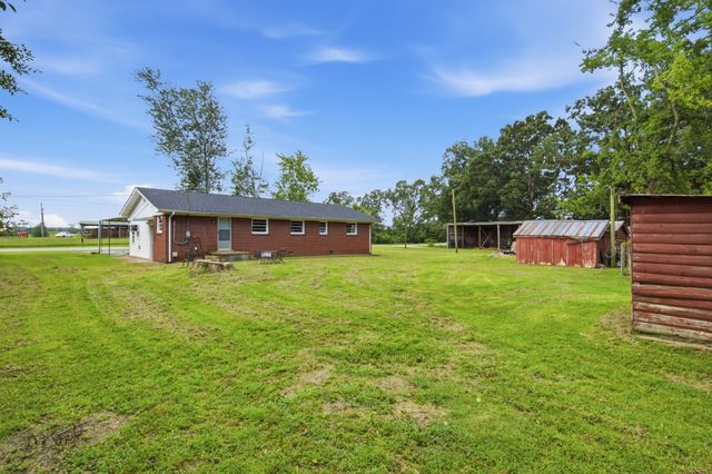 1133 Summertown Hwy, Hohenwald, TN 38462