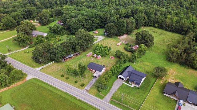 1133 Summertown Hwy, Hohenwald, TN 38462