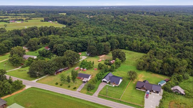 1133 Summertown Hwy, Hohenwald, TN 38462