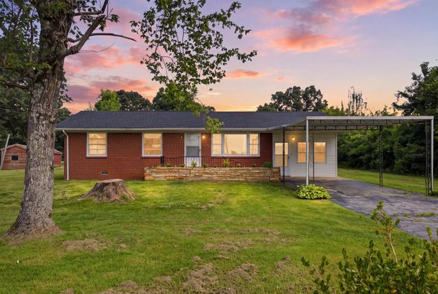 1133 Summertown Hwy, Hohenwald, TN 38462