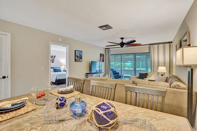 2805 SW 13th Street C, Delray Beach, FL 33445