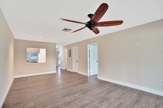 2805 SW 13th Street C, Delray Beach, FL 33445