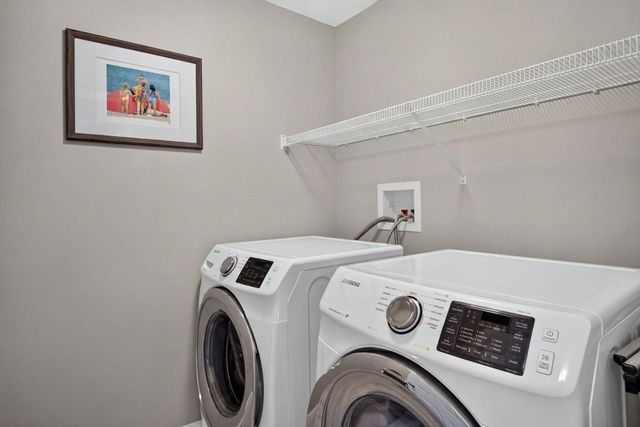 53 Boatwrights Loop, Plymouth, MA 02360