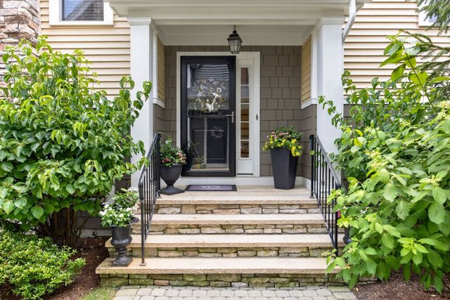 53 Boatwrights Loop, Plymouth, MA 02360