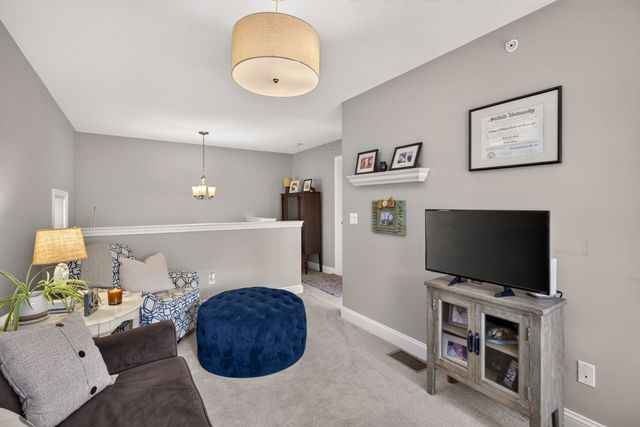53 Boatwrights Loop, Plymouth, MA 02360