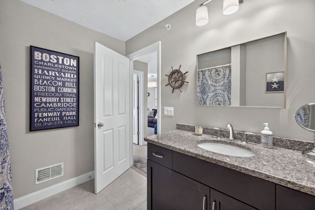 53 Boatwrights Loop, Plymouth, MA 02360