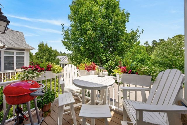 53 Boatwrights Loop, Plymouth, MA 02360