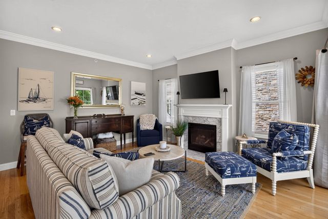 53 Boatwrights Loop, Plymouth, MA 02360
