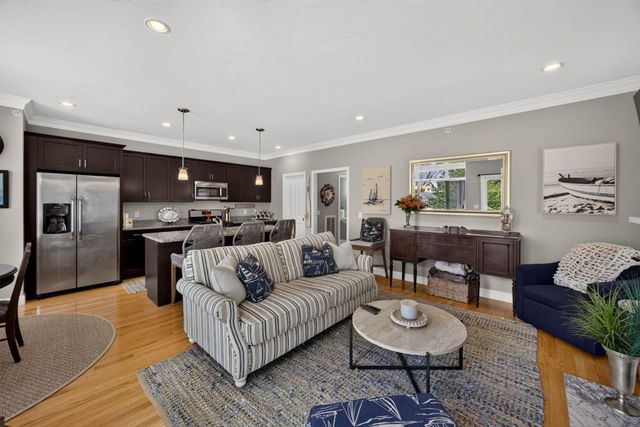 53 Boatwrights Loop, Plymouth, MA 02360