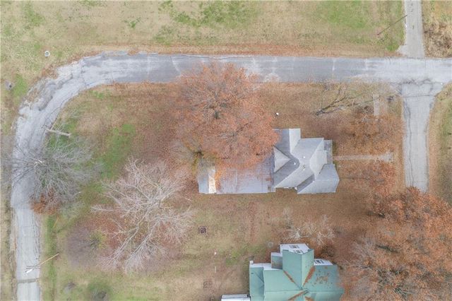 202 Cullen Avenue, West Mineral, KS 66782