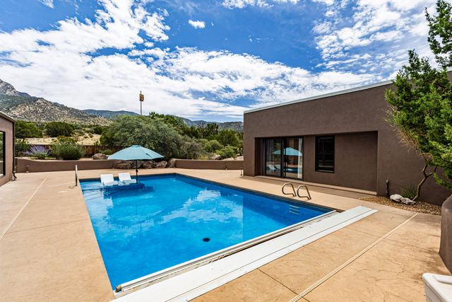 315 Big Horn Ridge Drive NE, Albuquerque, NM 87122