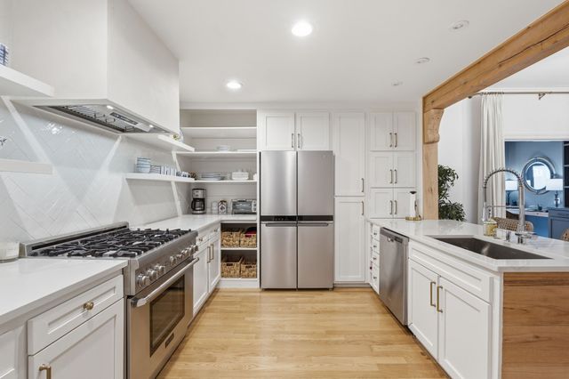 4400 Belmont Park Ter Apt 157, Nashville, TN 37215