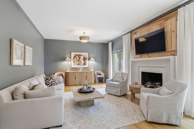 4400 Belmont Park Ter Apt 157, Nashville, TN 37215