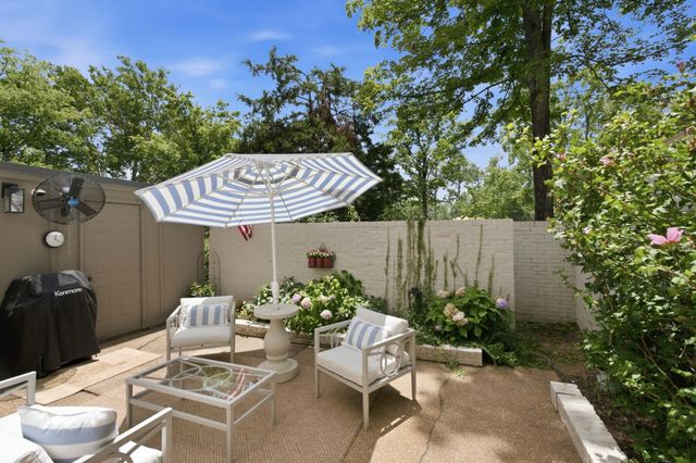 4400 Belmont Park Ter Apt 157, Nashville, TN 37215