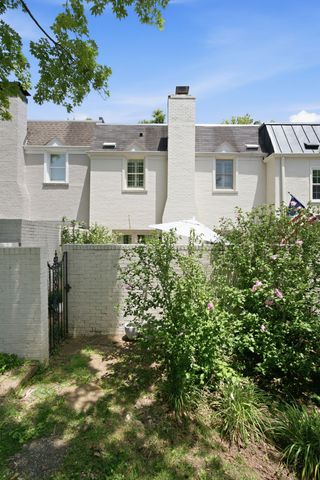 4400 Belmont Park Ter Apt 157, Nashville, TN 37215