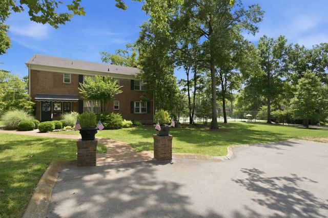4400 Belmont Park Ter Apt 157, Nashville, TN 37215
