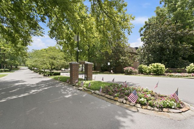 4400 Belmont Park Ter Apt 157, Nashville, TN 37215