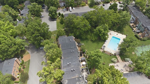 4400 Belmont Park Ter Apt 157, Nashville, TN 37215