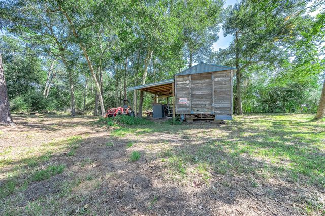 10 Kenny Court, Alvin, TX 77511