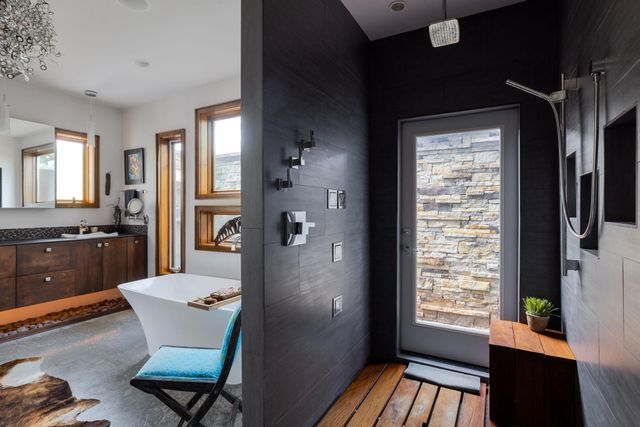 4418 Brasada LN, Marble Falls, TX 78654