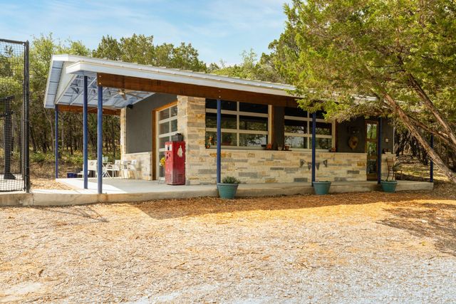 4418 Brasada LN, Marble Falls, TX 78654