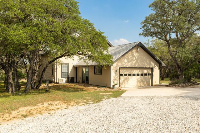 4418 Brasada LN, Marble Falls, TX 78654