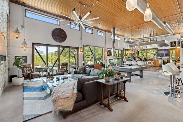 4418 Brasada LN, Marble Falls, TX 78654