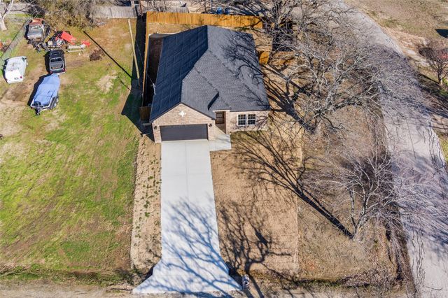 402 Lagoon Drive, Gun Barrel City, TX 75156