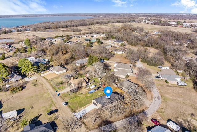 402 Lagoon Drive, Gun Barrel City, TX 75156