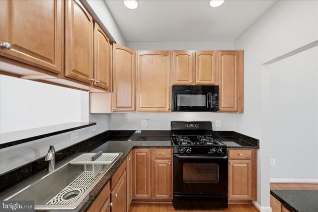 9100 BREWER CREEK PL, Manassas, VA 20109
