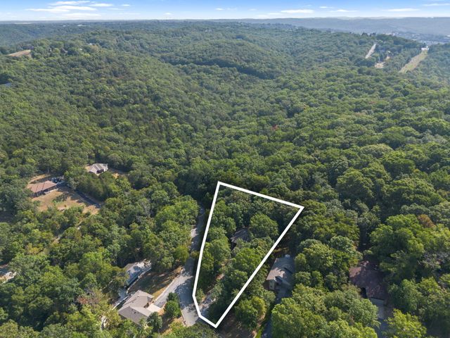 175 Canyon Forest Circle, Kimberling City, MO 65686