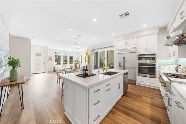 105 Chorus, Irvine, CA 92618