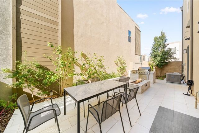 105 Chorus, Irvine, CA 92618