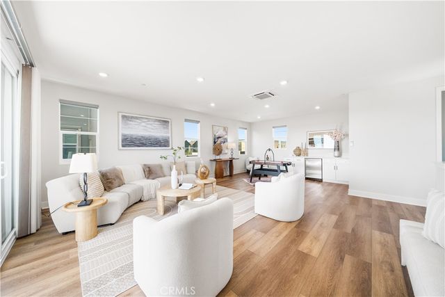 105 Chorus, Irvine, CA 92618