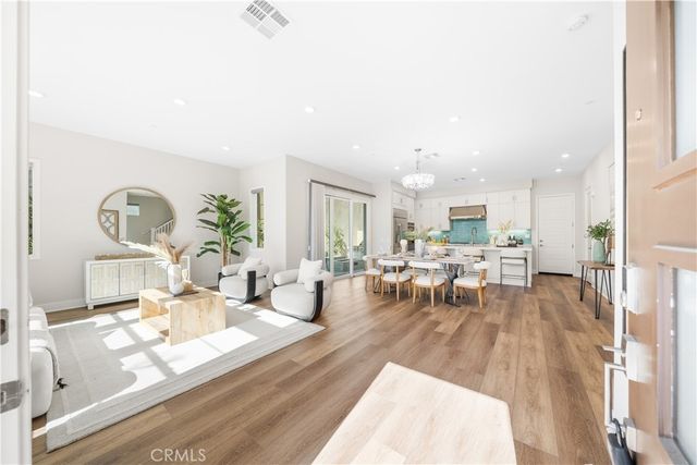 105 Chorus, Irvine, CA 92618