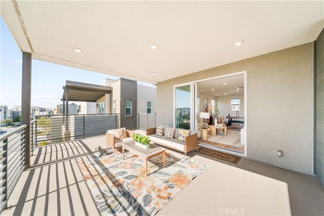 105 Chorus, Irvine, CA 92618