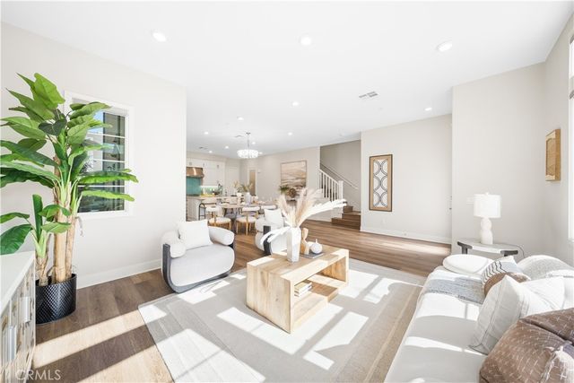 105 Chorus, Irvine, CA 92618