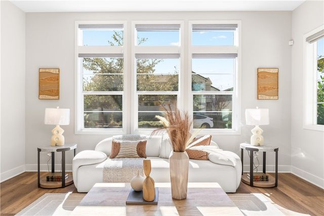 105 Chorus, Irvine, CA 92618