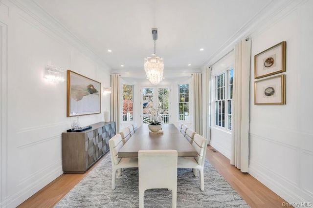 207 Mill Spring Road, Manhasset, NY 11030