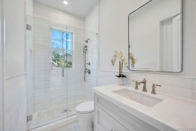 207 Mill Spring Road, Manhasset, NY 11030