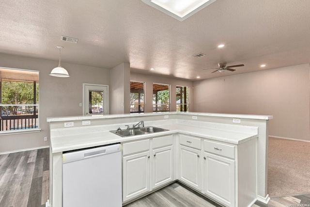 4727 Osborn Glade, San Antonio, TX 78247