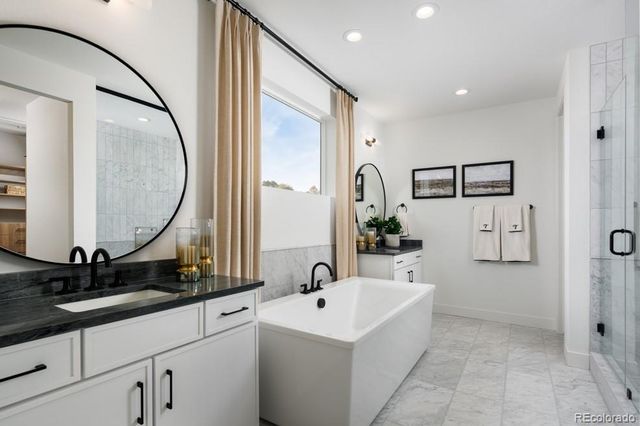 8113 S Bersshine Street, Aurora, CO 80016
