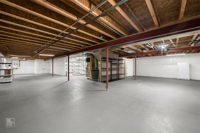 1870 Hampshire Drive, Hoffman Estates, IL 60192