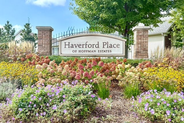 1870 Hampshire Drive, Hoffman Estates, IL 60192